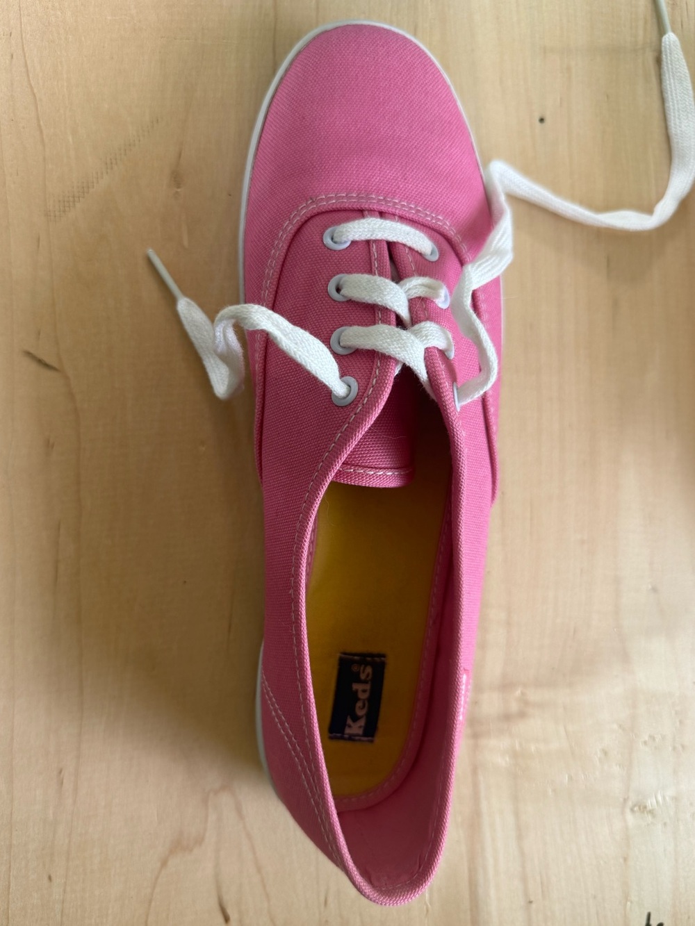 Women’s Keds Pink Canvas Low-Top Sneakers with White Laces - Picture 5 of 11